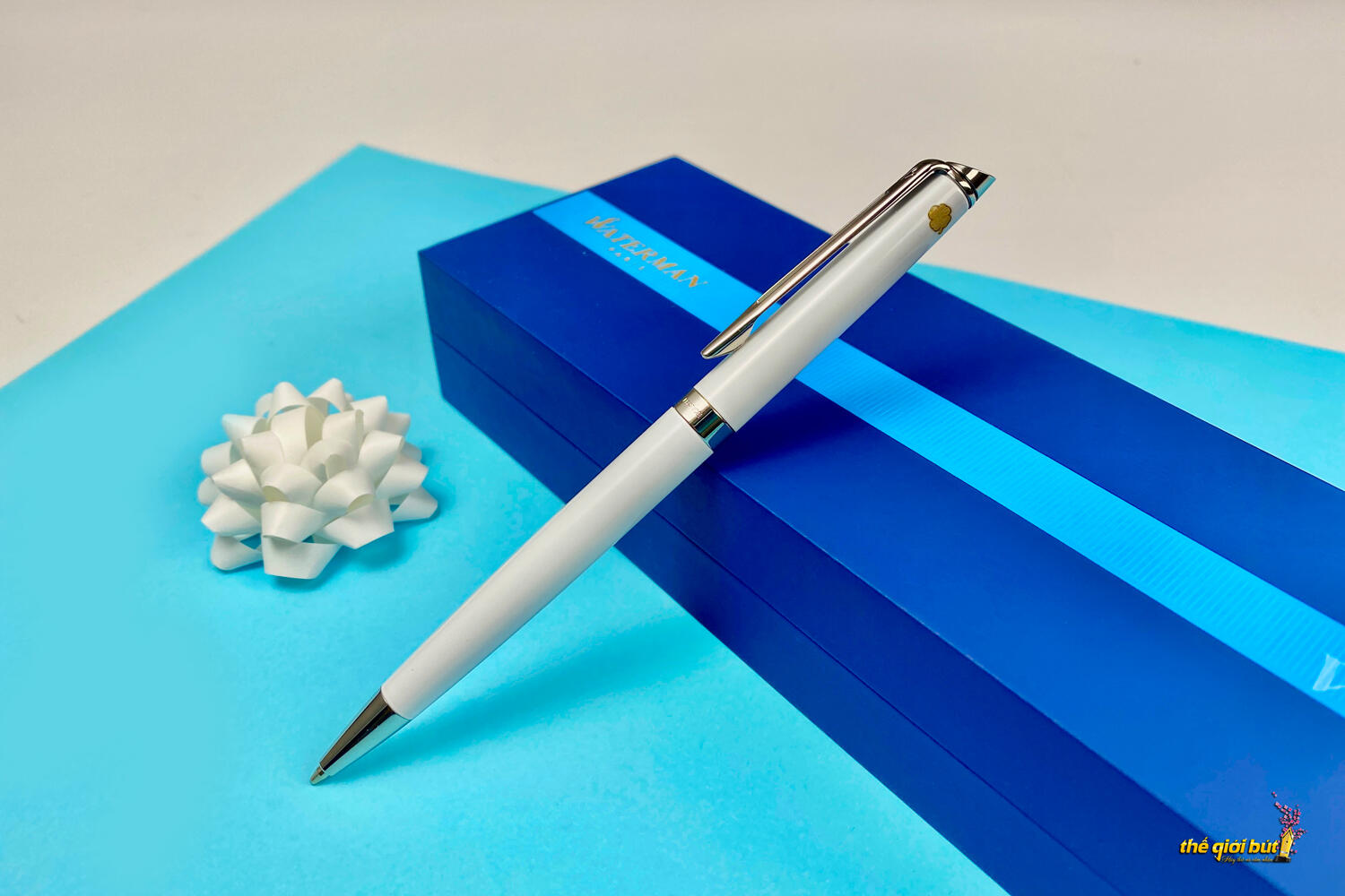 Waterman Hemisphere Essential White Ballpoint Pen