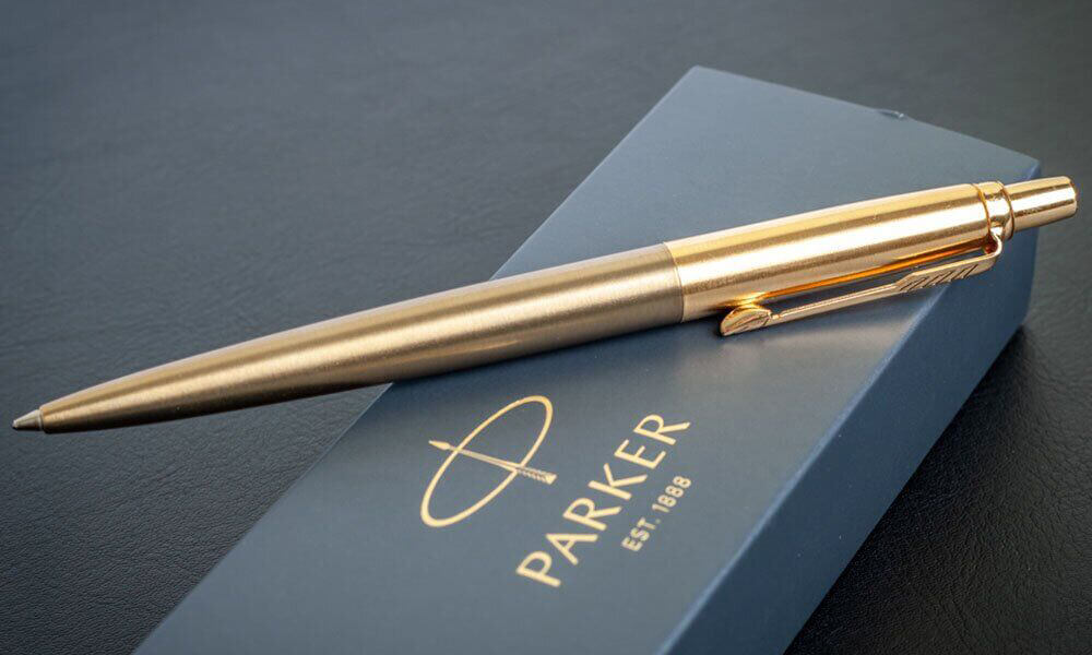 Bút bi Parker Jotter 2017 Premium West End Gold Brushed GT Ballpoint Pen