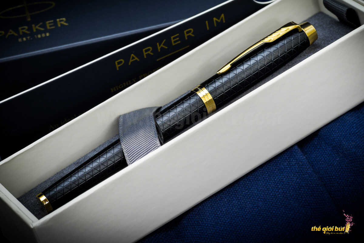 Bút máy Parker IM Premium 2017 Black GT Fountain Pen 1931653