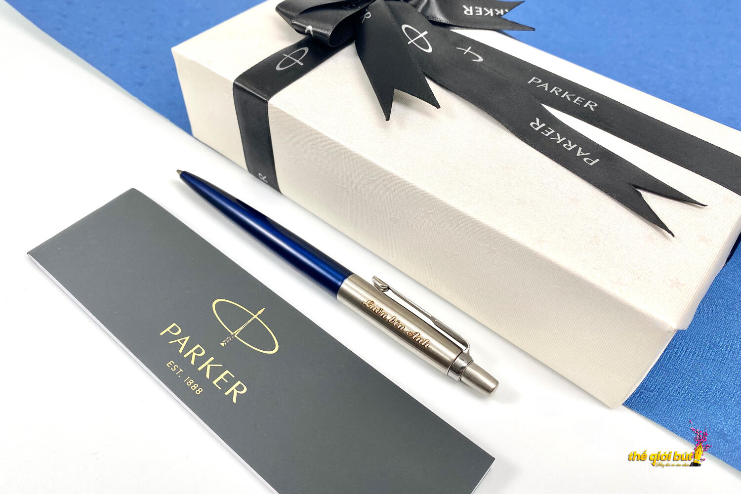 Bút bi Parker Jotter 2017 Royal Blue CT Ballpoint Pen 1953186