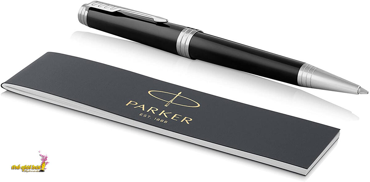 Bút bi Parker Premier 2017 Black Lacquer CT Ballpoint Pen 1931416