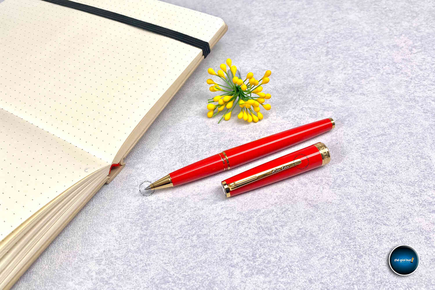 Bút dạ bi Montblanc Pix Red GT Rollerball Pen MB117654