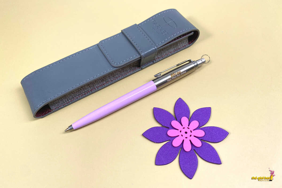 Bút bi Parker Jotter Originals Pastel Purple Ballpoint Pen