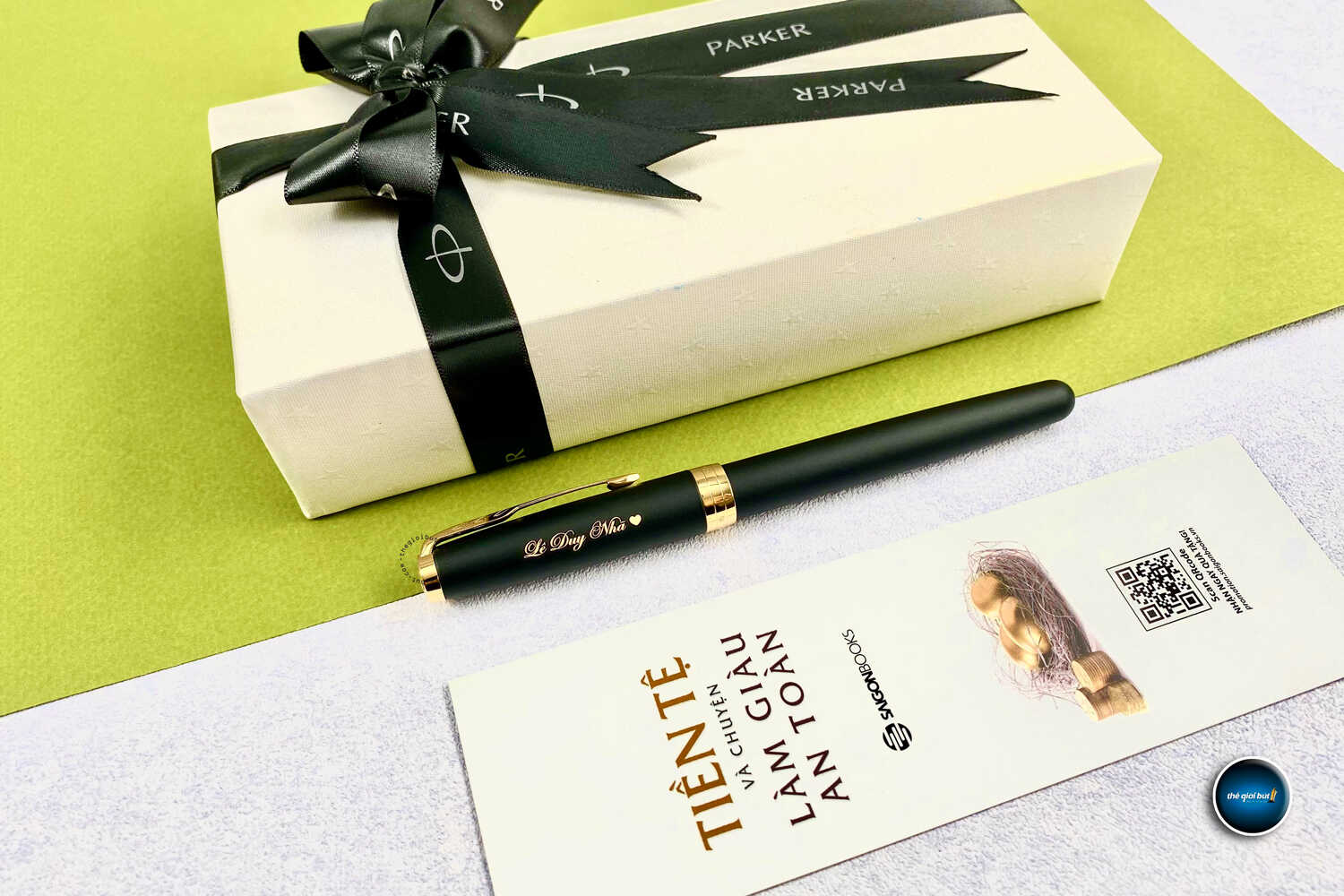 Bút máy Parker Sonnet Matte Black GT Fountain Pen 1931517