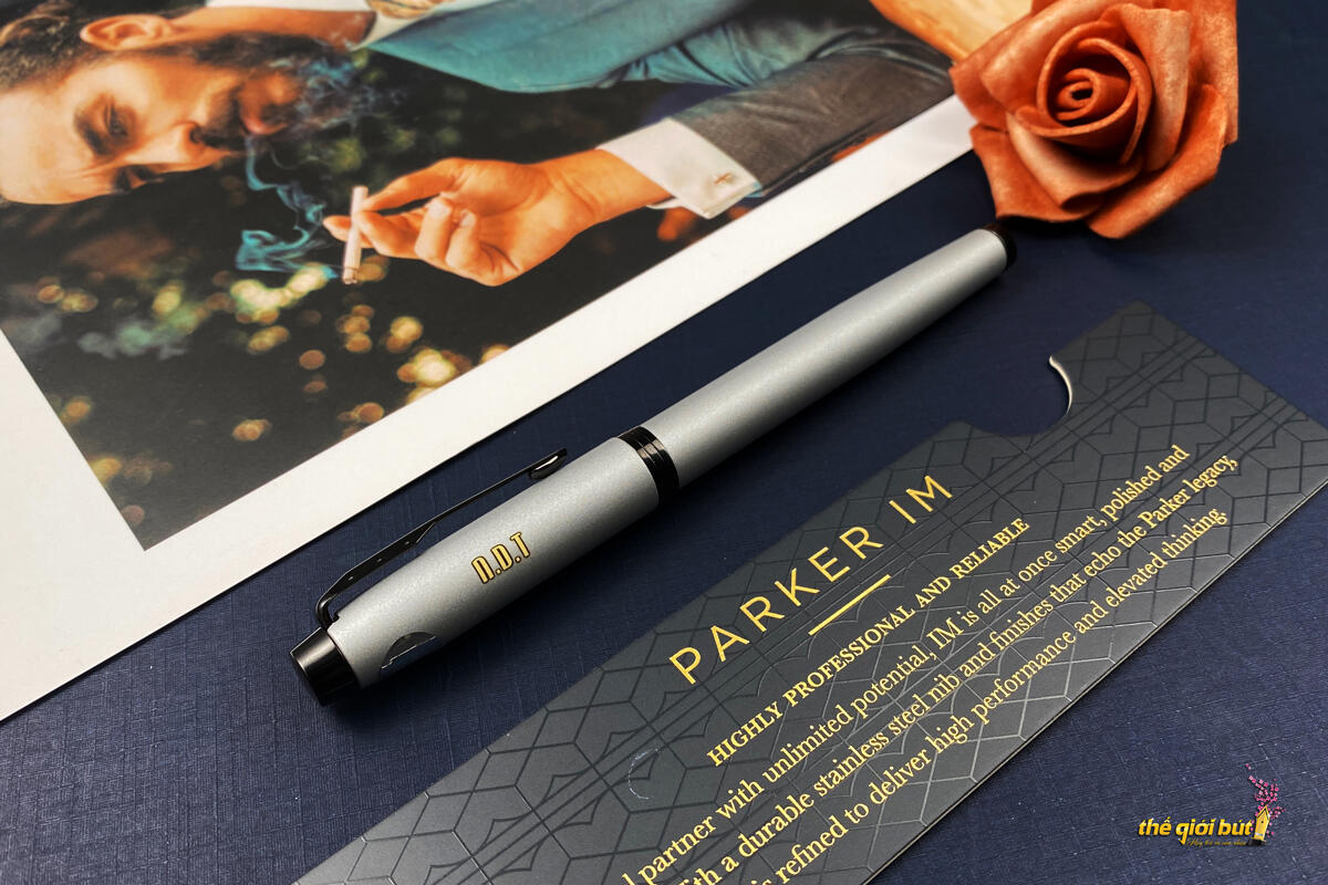 Bút dạ bi Parker IM Achromatic Matte Grey Rollerball