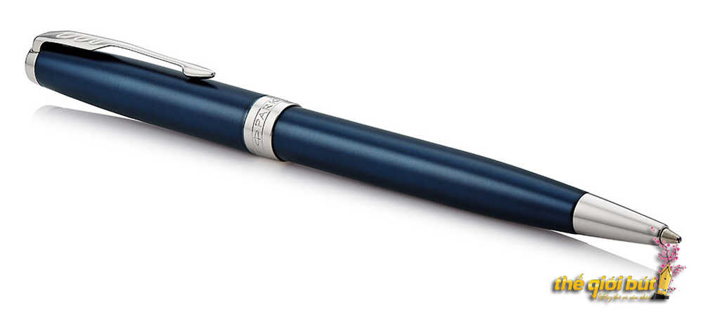 Bút bi Parker Sonnet 2017 Subtle Blue Lacquer CT Ballpoint Pen
