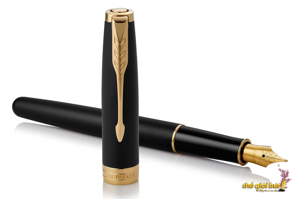 Bút máy Parker Sonnet Matte Black GT Fountain Pen