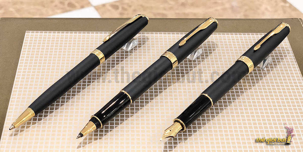 Bút máy Parker Sonnet Matt Black GT Fountain Pen