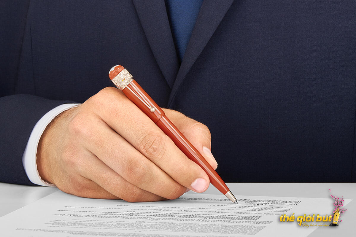 Bút bi Montblanc Heritage Spider Metamorphosis SE Coral Ballpoint Pen
