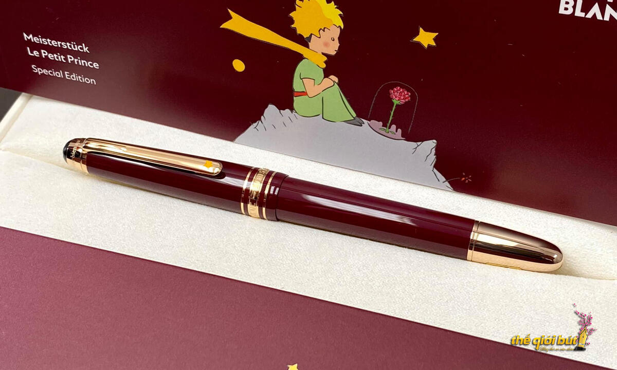 Montblanc Meisterstuck Le Petit Prince Planet Fountain Pen