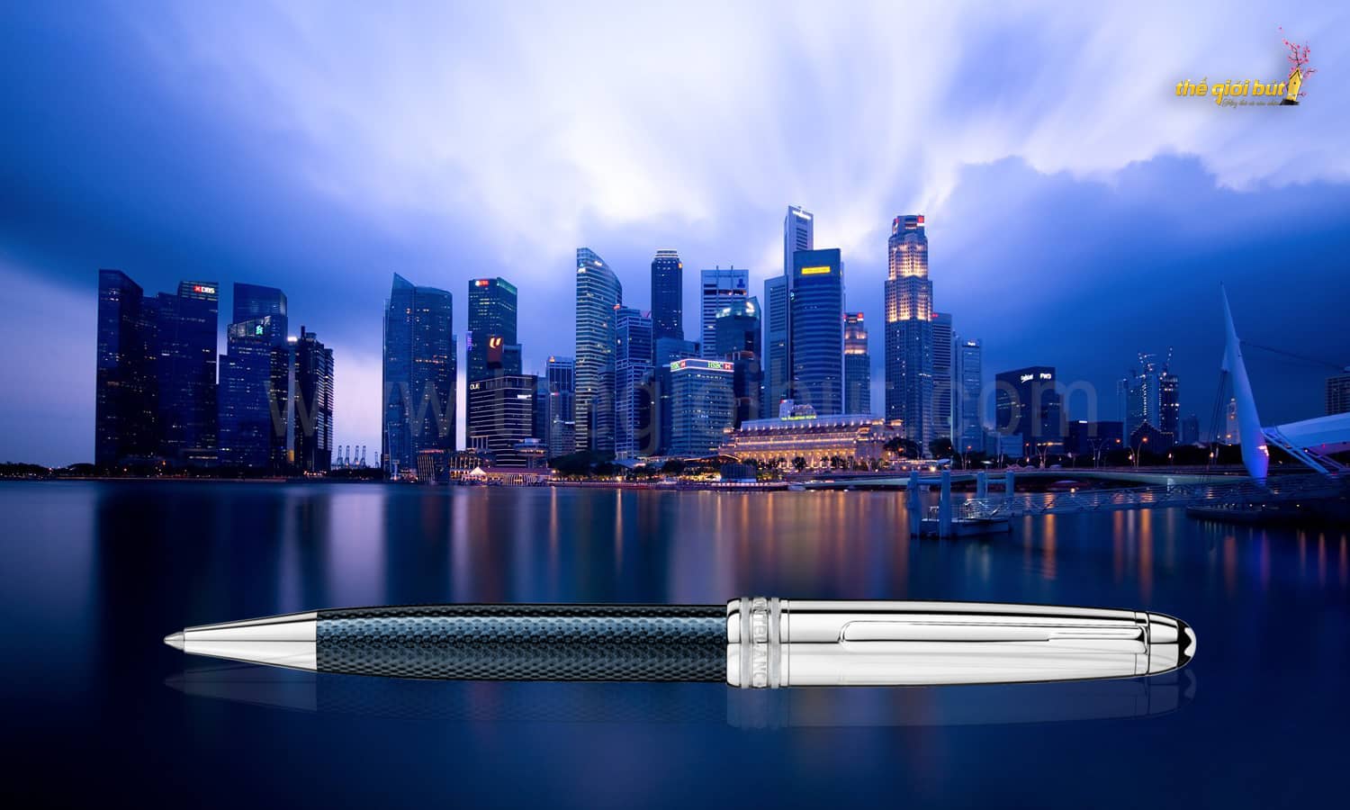 Bút bi Montblanc Meisterstuck Solitaire Doue Blue Hour Classique Ballpoint Pen 112895