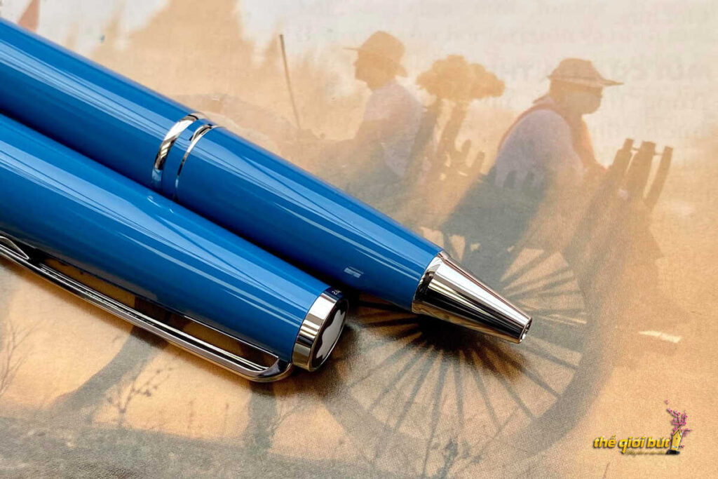 Bút dạ bi Montblanc Pix Petrol Blue Rollerball Pen MB119583