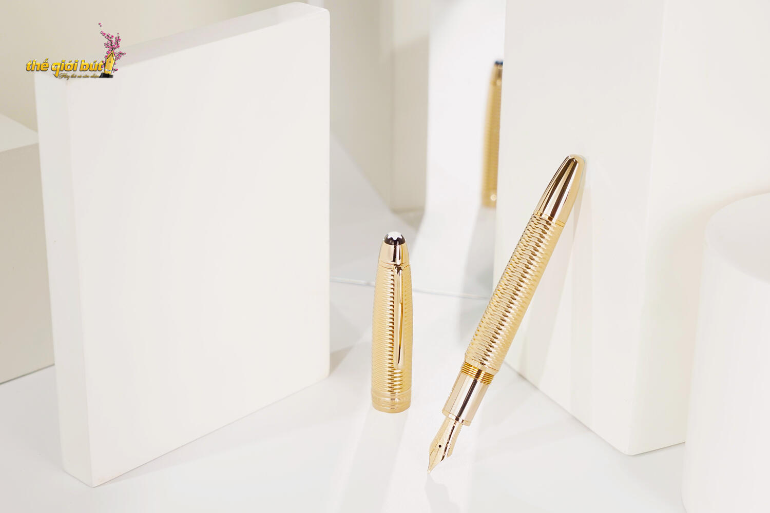 Bút máy Montblanc Meisterstuck Geometry Solitaire Champagne Gold Legrand Fountain Pen 118100