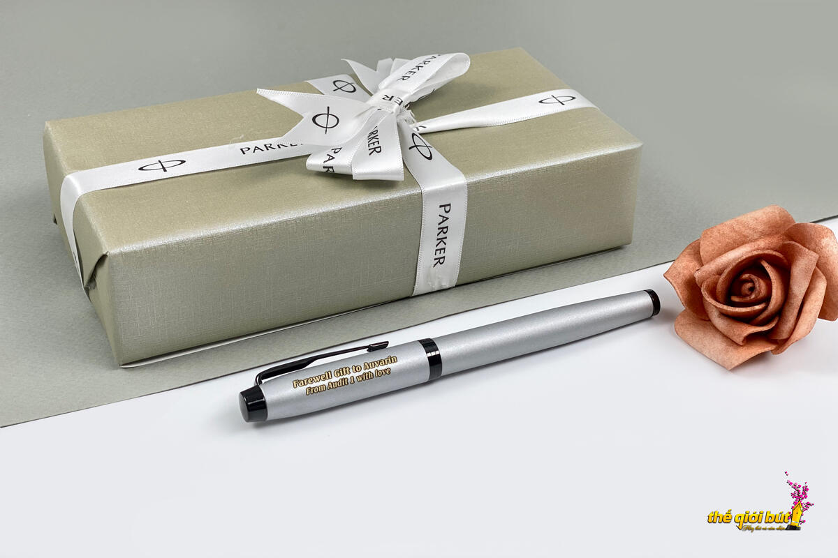 Bút dạ bi Parker IM Achromatic Matte Grey Rollerball 2127751