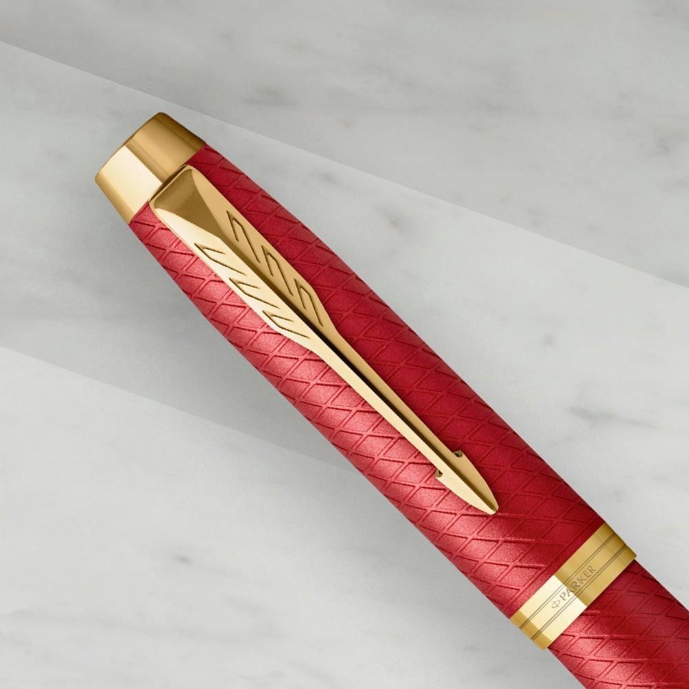 Bút dạ bi Parker IM Premium Red GT Rollerball Pen 2143647