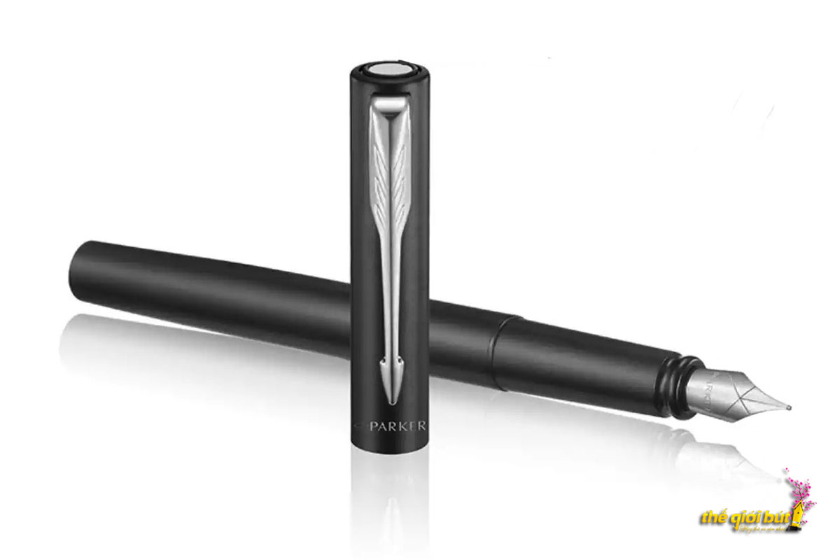 Bút máy Parker Vector XL Matte Black CT Fountain Pen