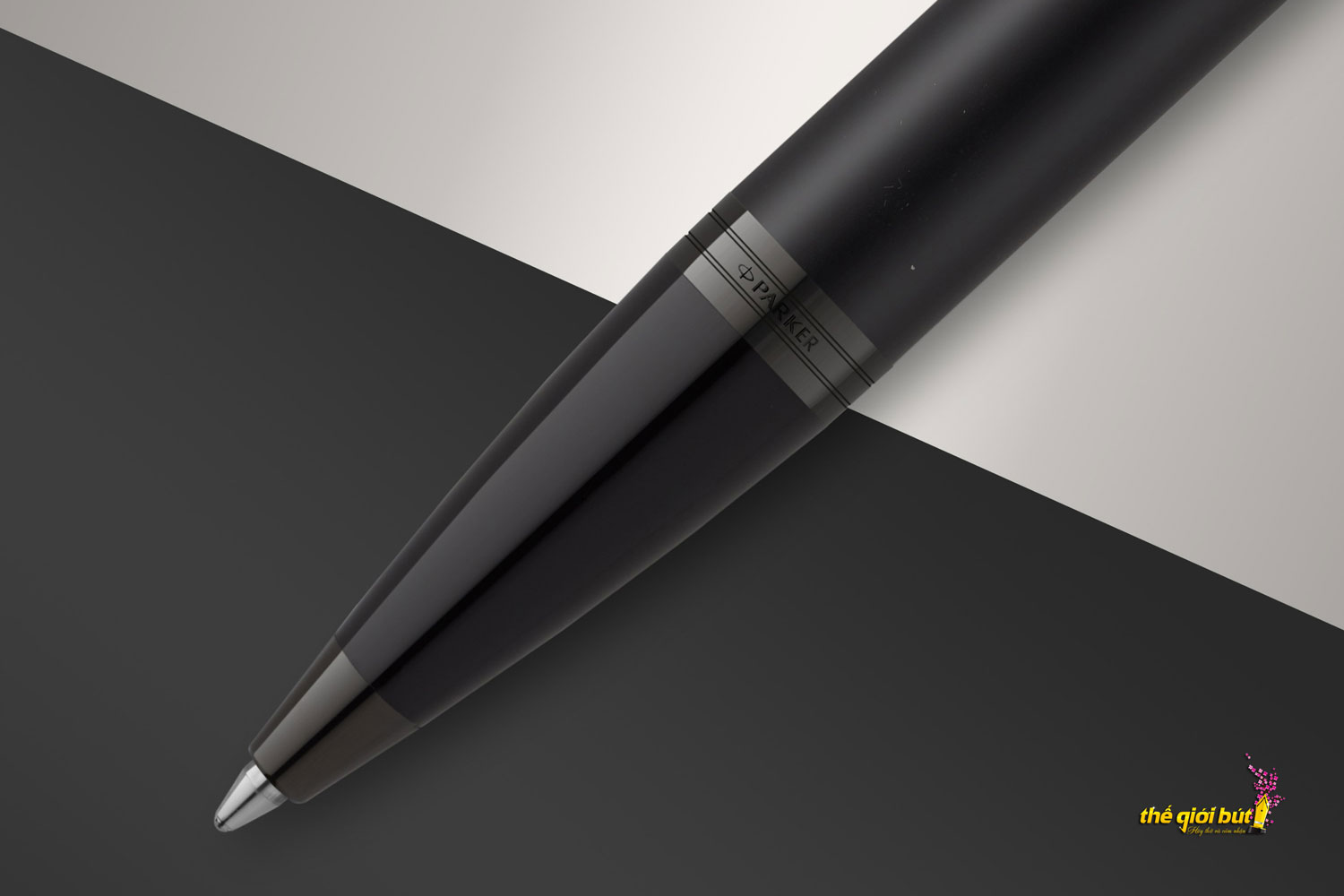 Bút bi Parker IM Achromatic Black Ballpoint Pen 2127892