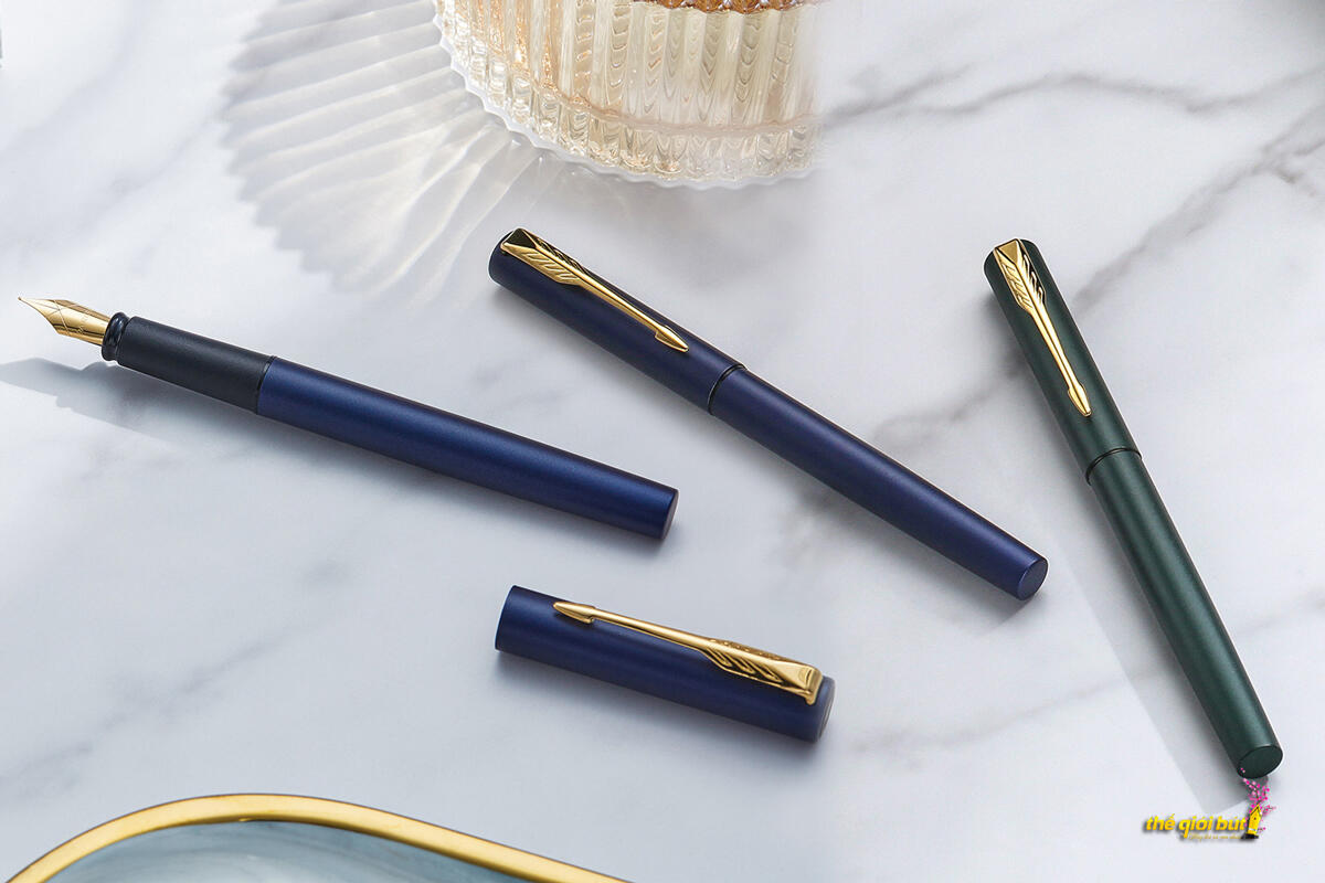 Bút máy Parker Vector XL 2021 Matte Blue Fountain Pen