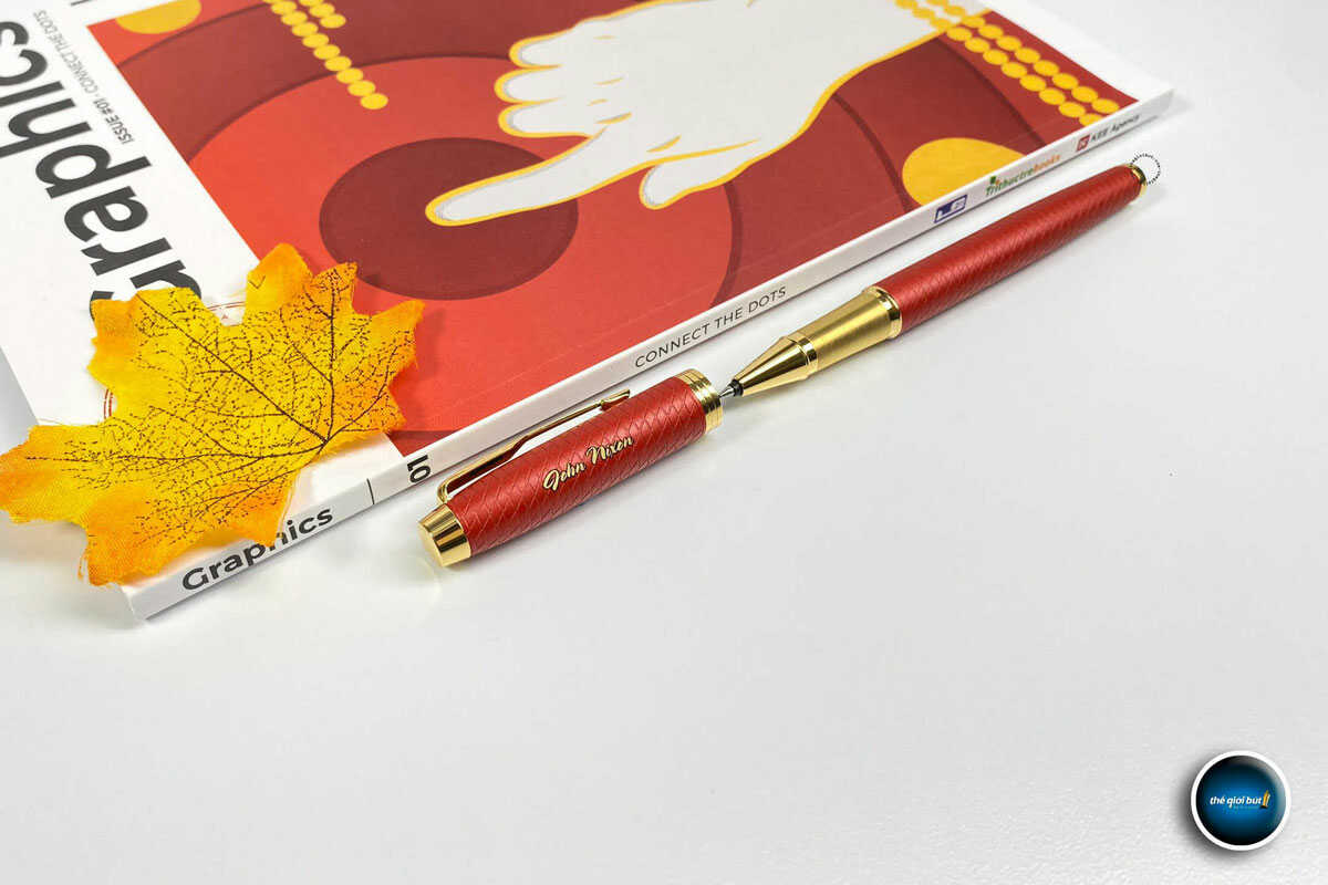 Bút dạ bi Parker IM Premium Red GT Rollerball Pen 2143647