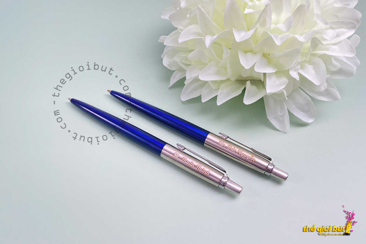 Bút bi Parker Jotter 2017 Royal Blue CT Ballpoint Pen 1953186