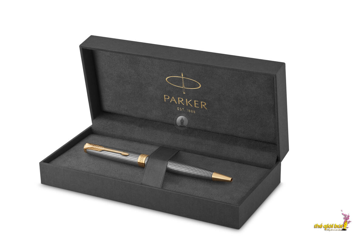 Bút bi Parker Sonnet Chiselled Silver GT Ballpoint Pen 1931492