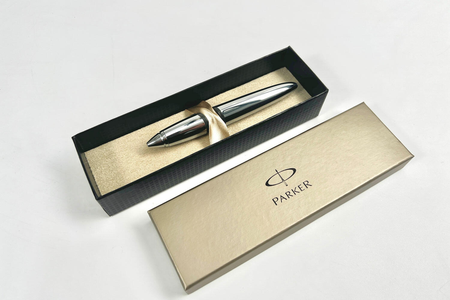 Bút bi Parker Slinger Rubber Ballpoint Pen