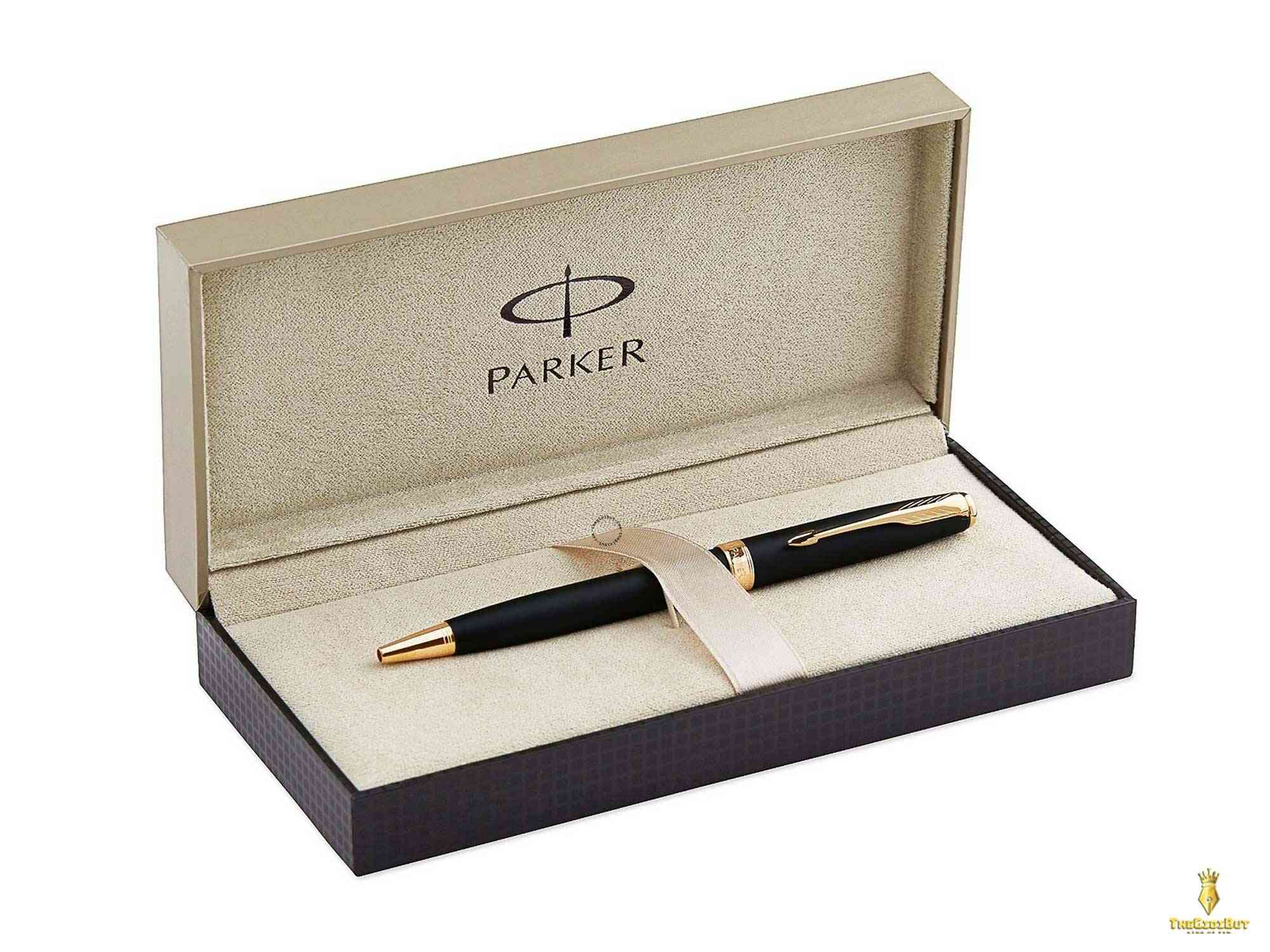 Bút bi Parker Sonnet Matt Black GT Ballpoint Pen