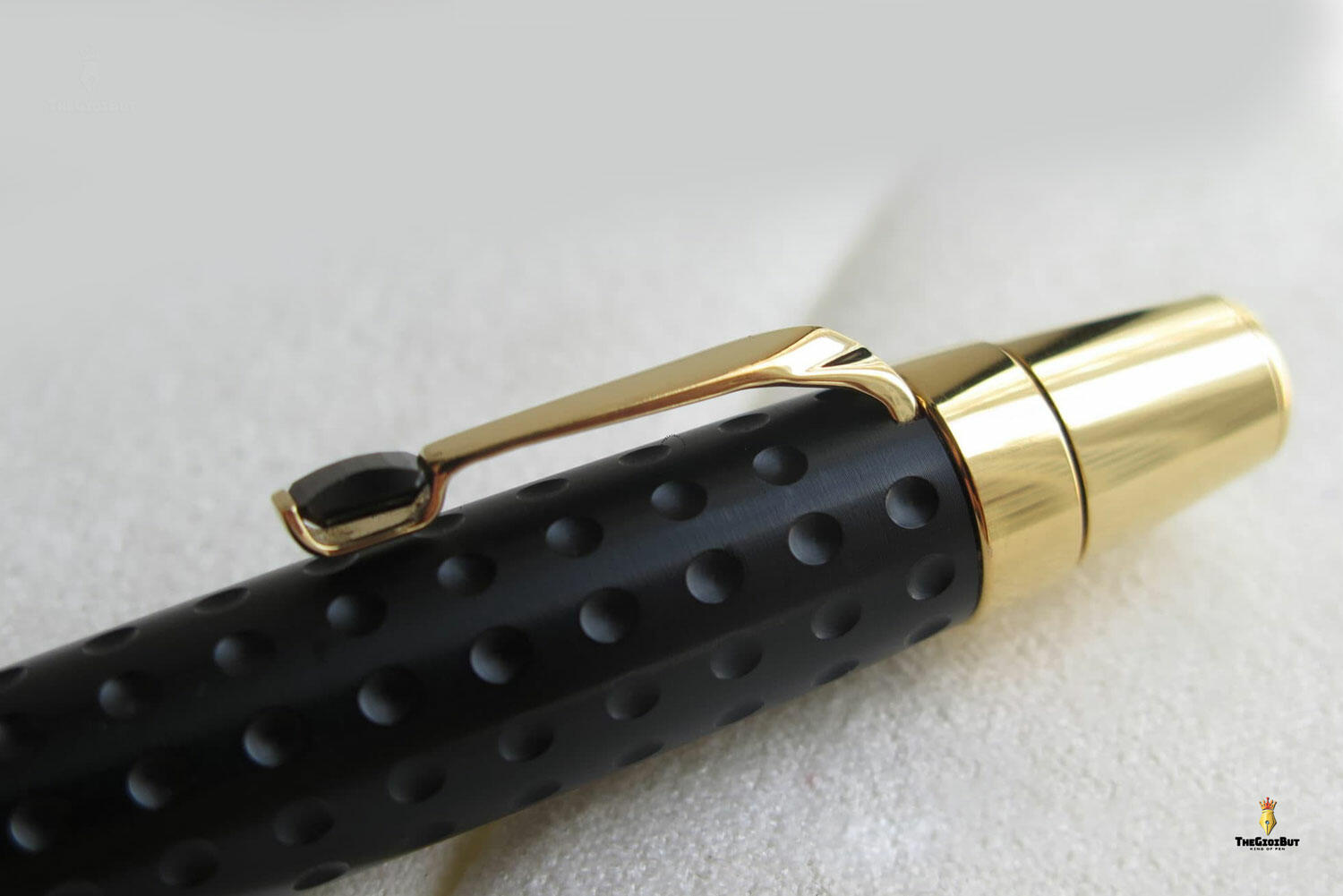 Bút bi MontBlanc Boheme Doue Gold Plated Ballpoint Pen 36005