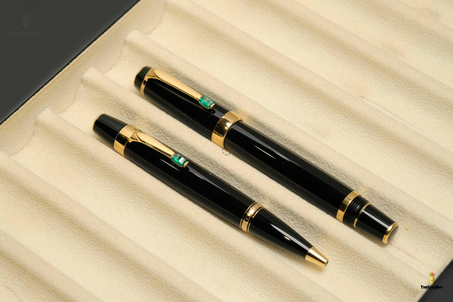 Bút bi Montblanc Boheme Vert Ballpoint Pen MB25280