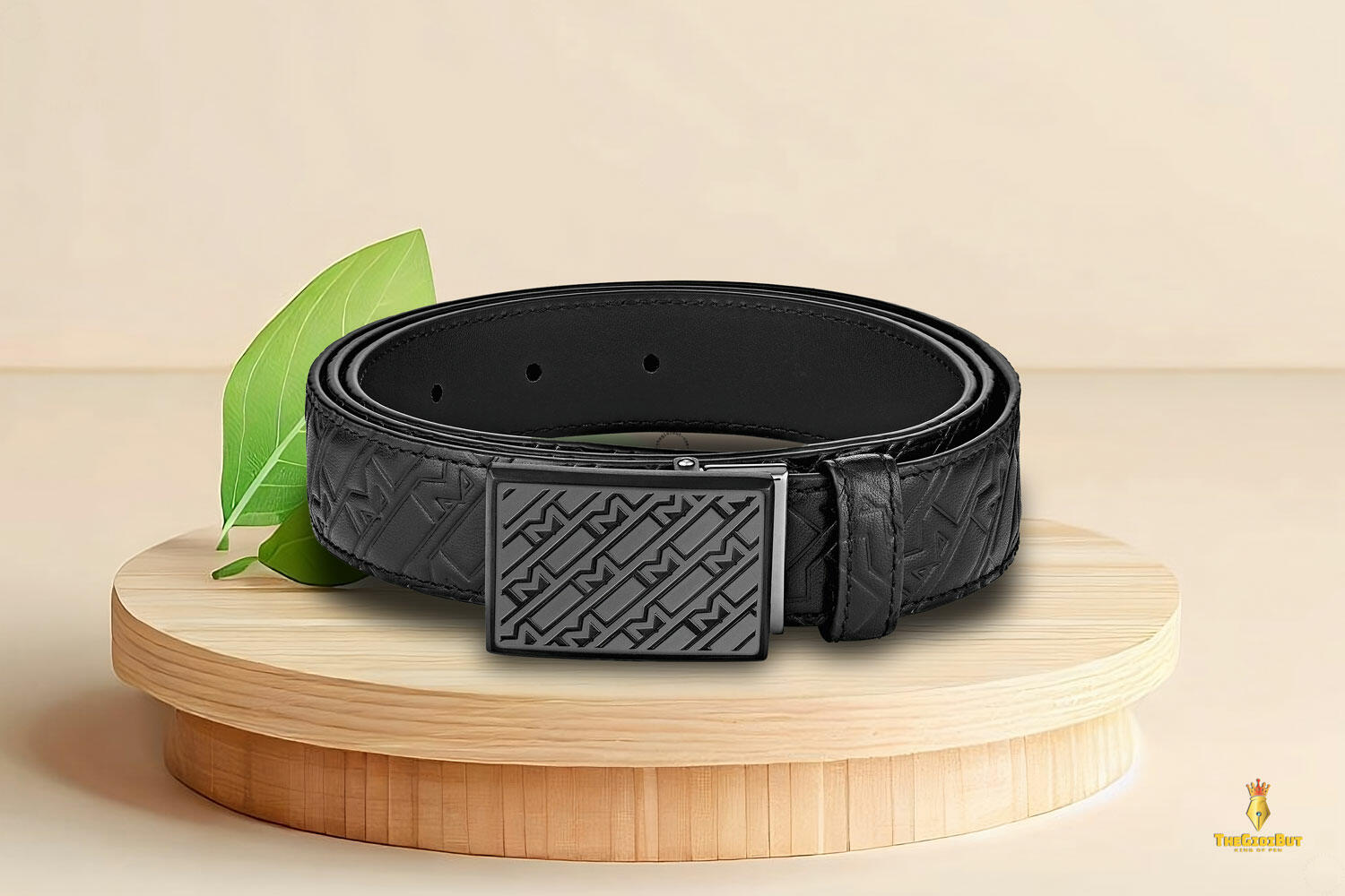 Thắt lưng Montblanc Plate Buckle With M Black 30mm Leather Belt MB129450