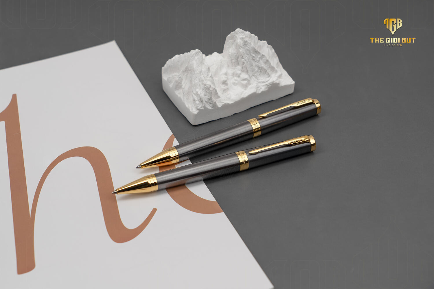 Parker Ingenuity Grey Lacquer Gt Ballpoint Pen 2213728 801