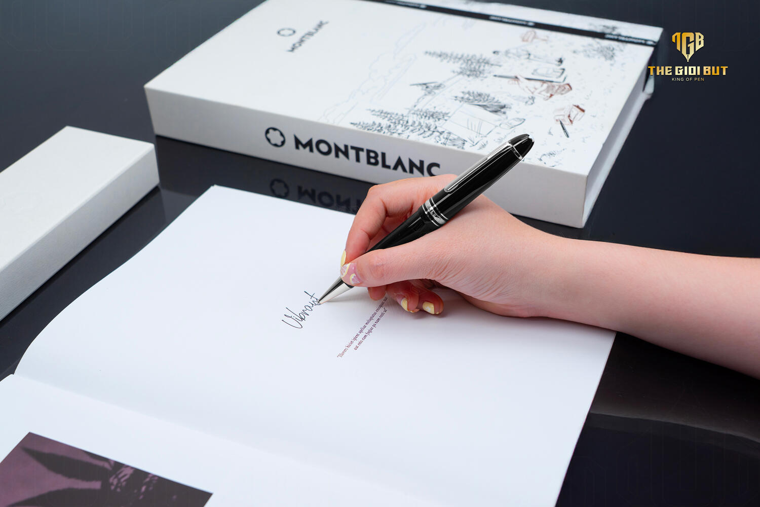 Montblanc Meisterstuck Platinum Coated Legrand Ballpoint Pen Mb132450 Tay