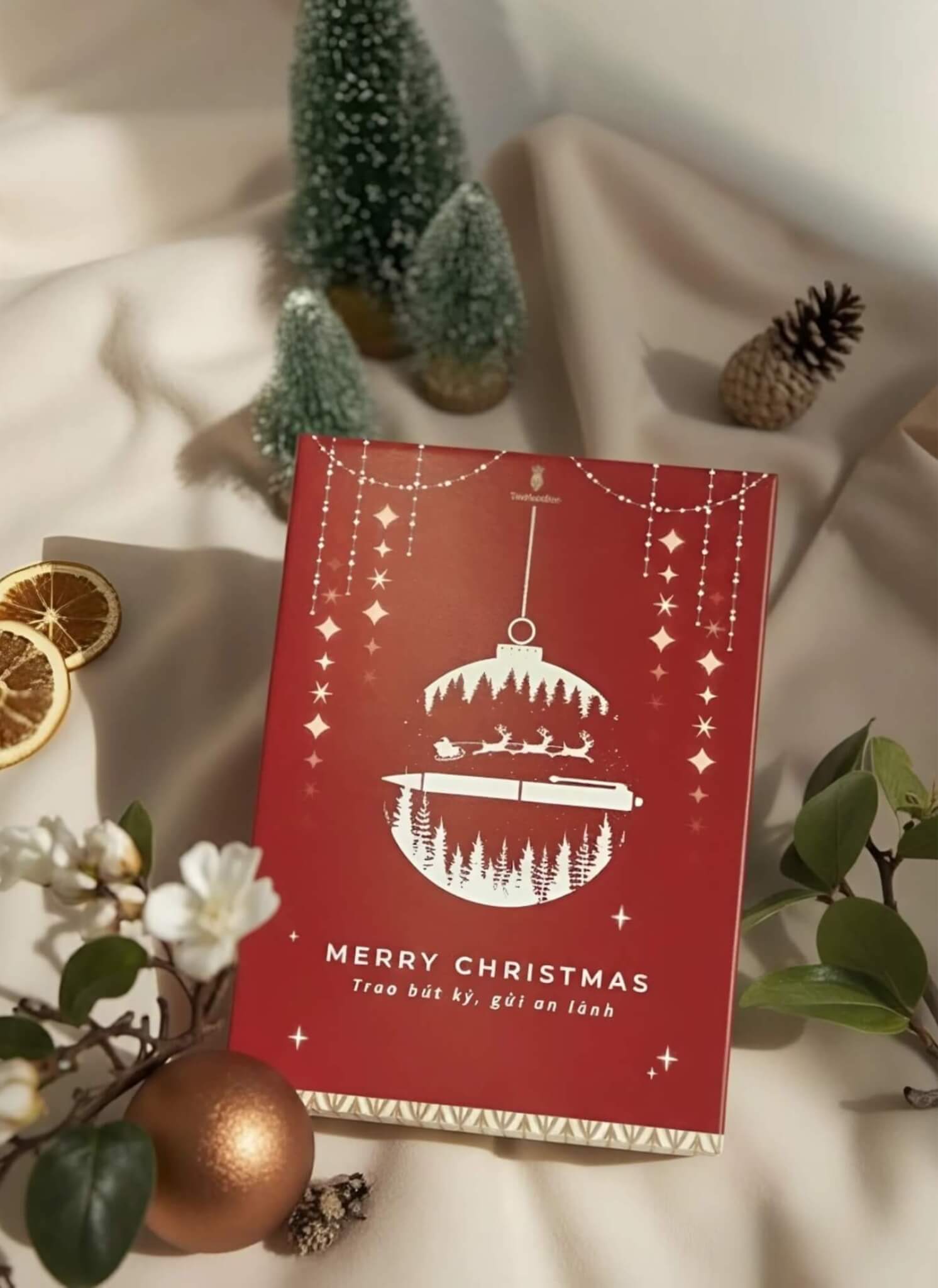 "Mùa An Lành" hứa hẹn là bộ quà tặng bút ký khắc tên lưu giữ những lời chúc tốt lành