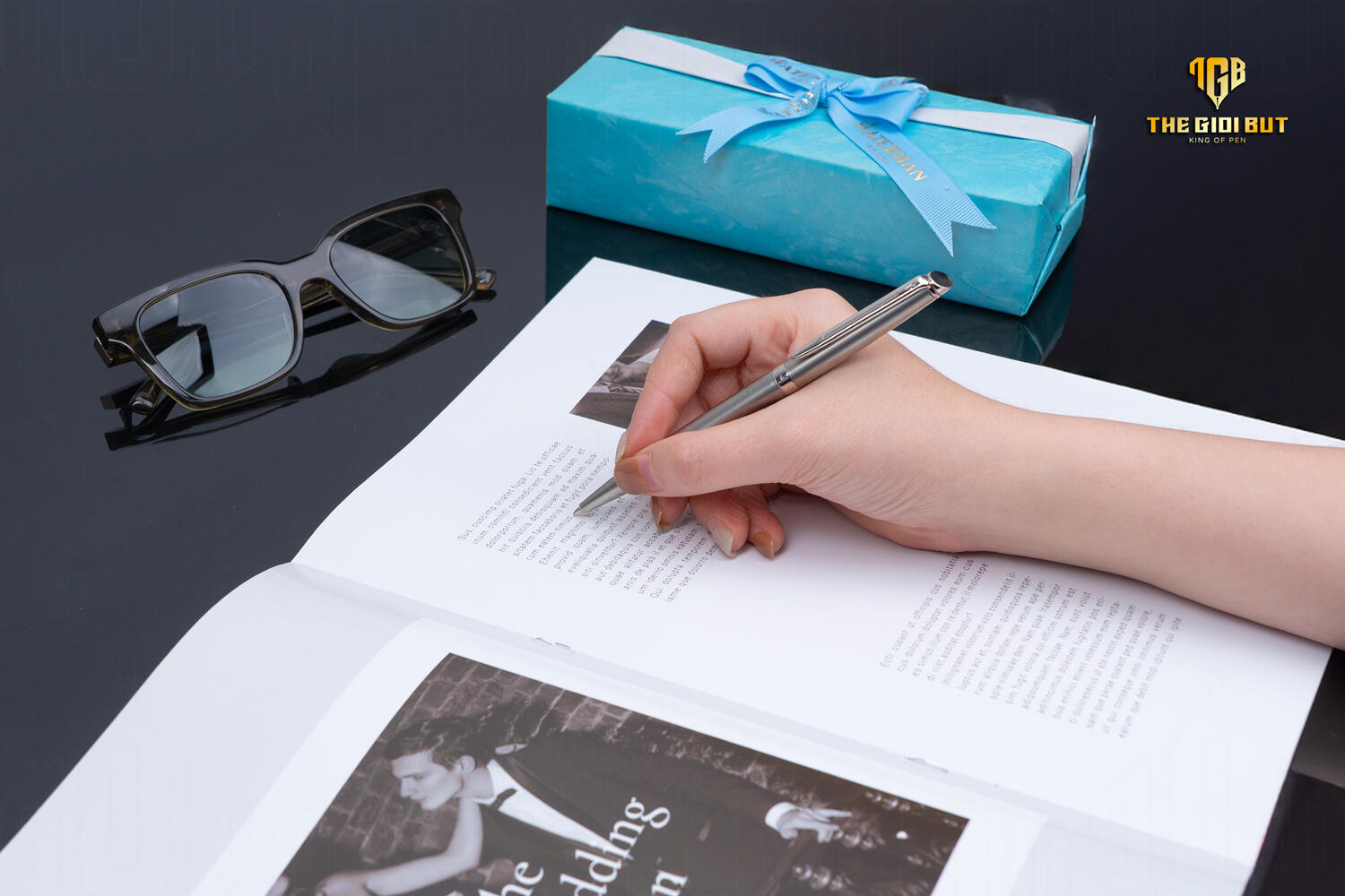 Waterman Hemisphere Essential Stainless Steel Silver Ct Ballpoint Pen 2146574 Tay