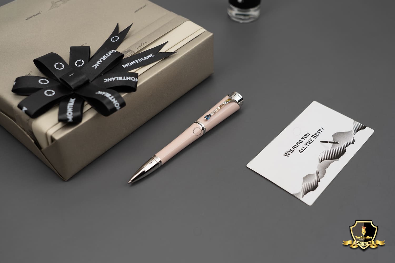 Montblanc Muses Poudre Special Edition Ballpoint Pen Mb115272 803