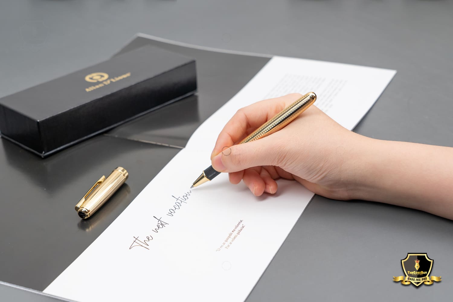 Allan Dlious Ad2011rg Tay 1