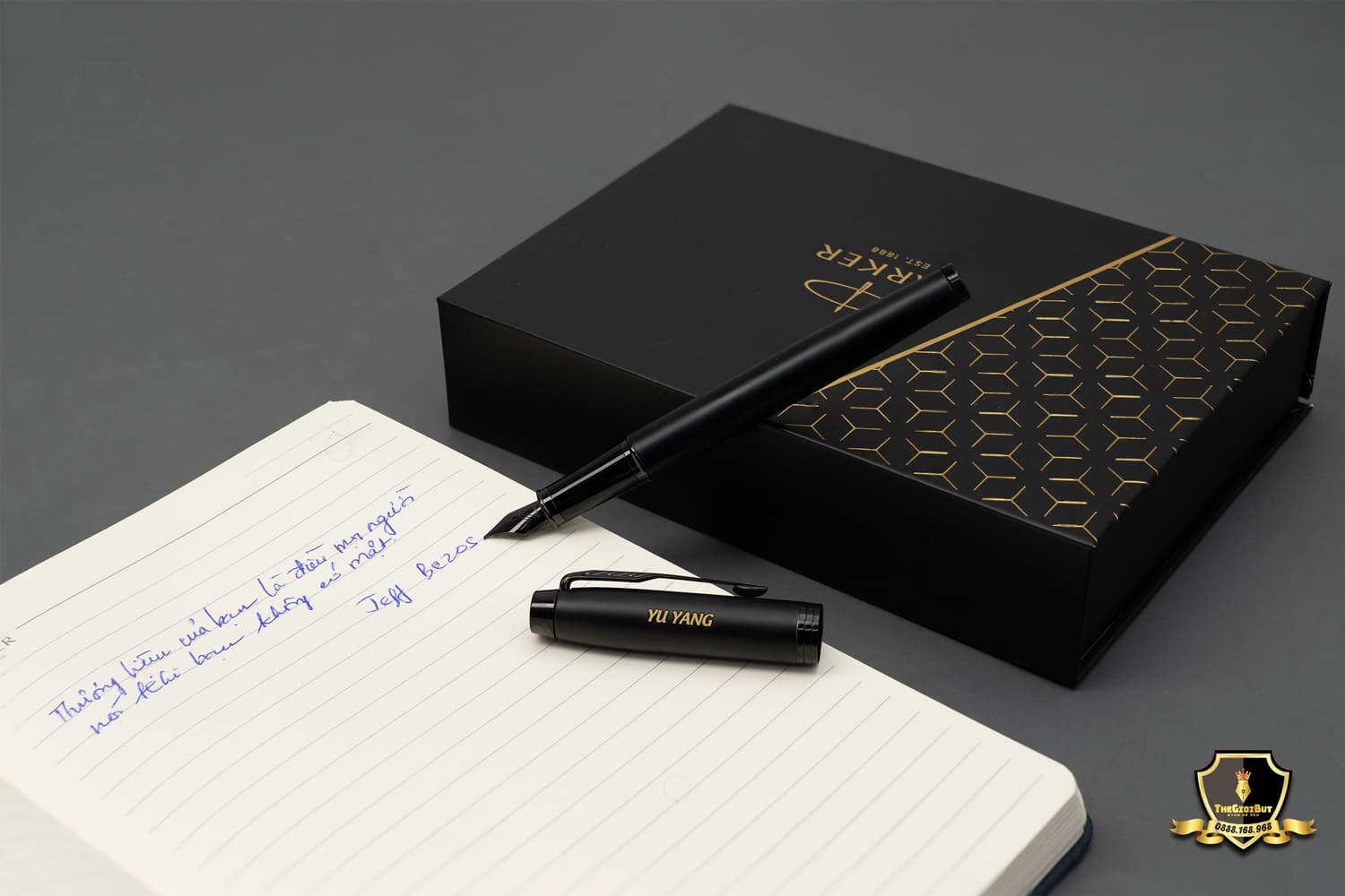 Parker Im Achromatic Black Fountain Pen 2127742 801