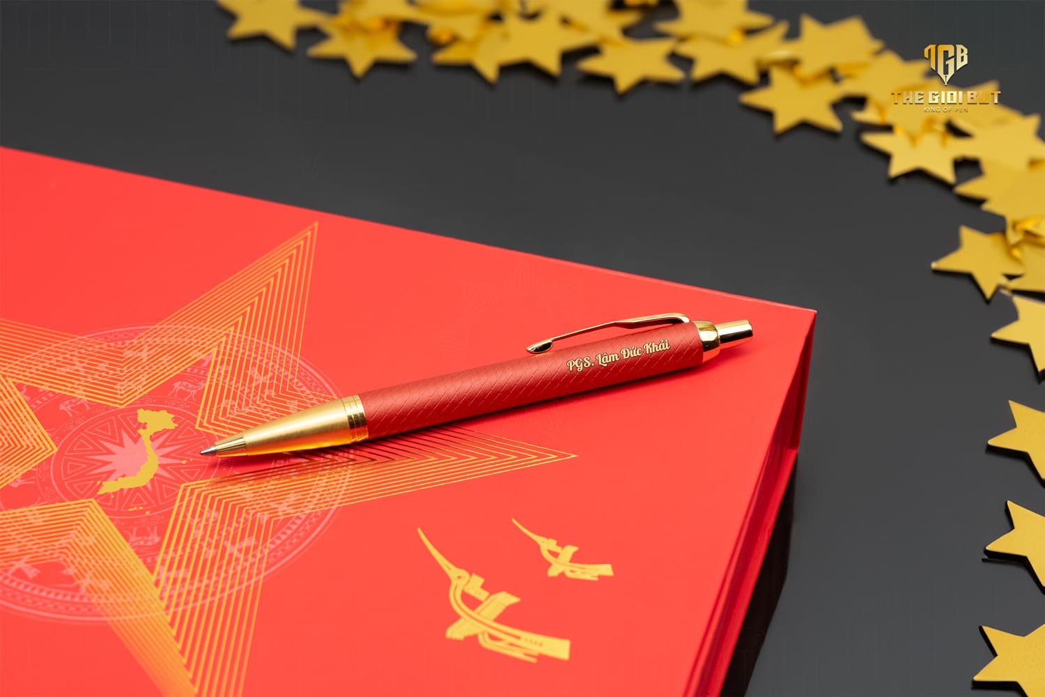 Parker Im Premium Red Ballpoint Pen 2143644 801