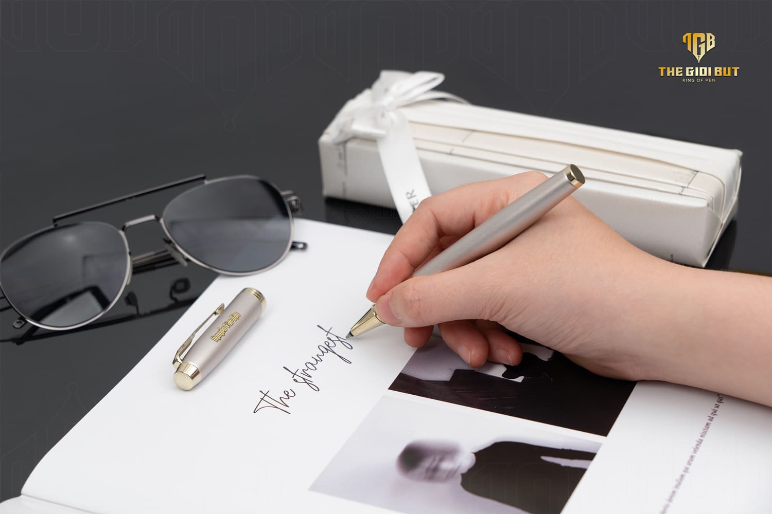 Parker Im Monochrome Champagne Rollerball Pen 2172955 Tay1