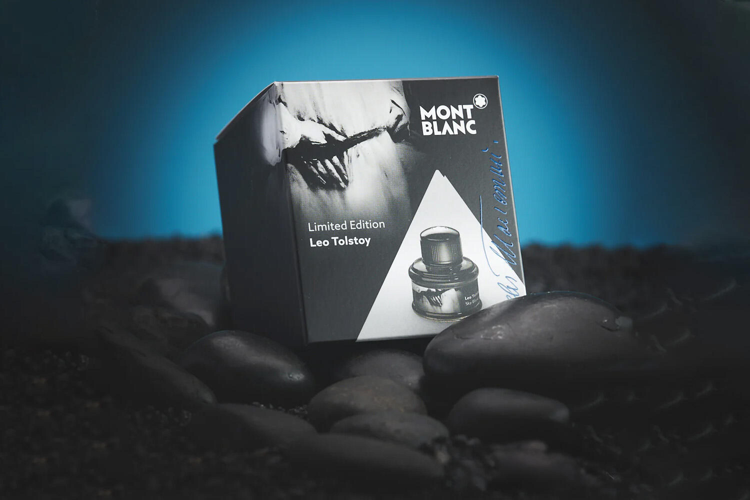 Montblanc Ink Bottle Leo Tolstoy Ink Bottle 35ml Sky Blue 112721