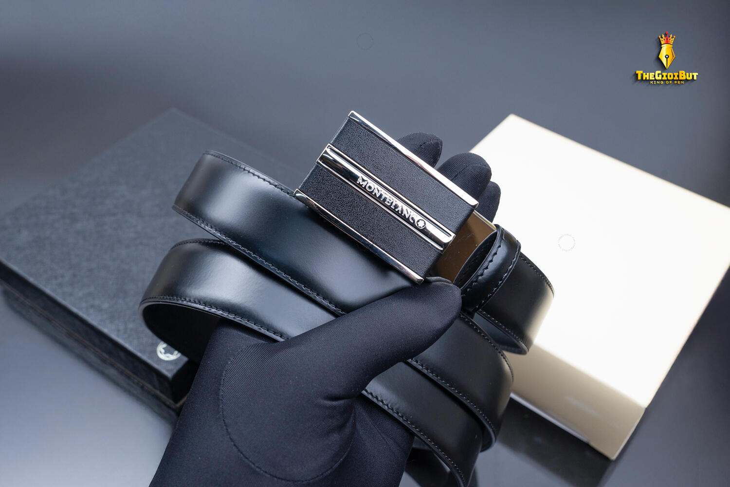 Montblanc Plate 30 Mm Belt With Sliding Mechanism In Leather Mb118421 802