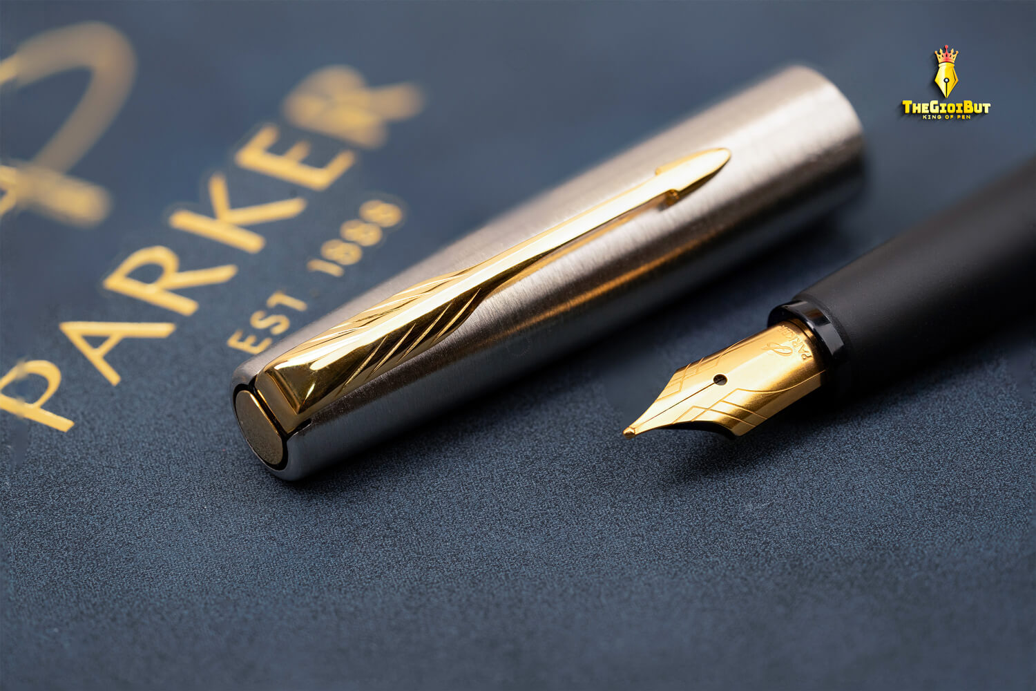Parker Frontier Stainless Steel Fountain Pen 805