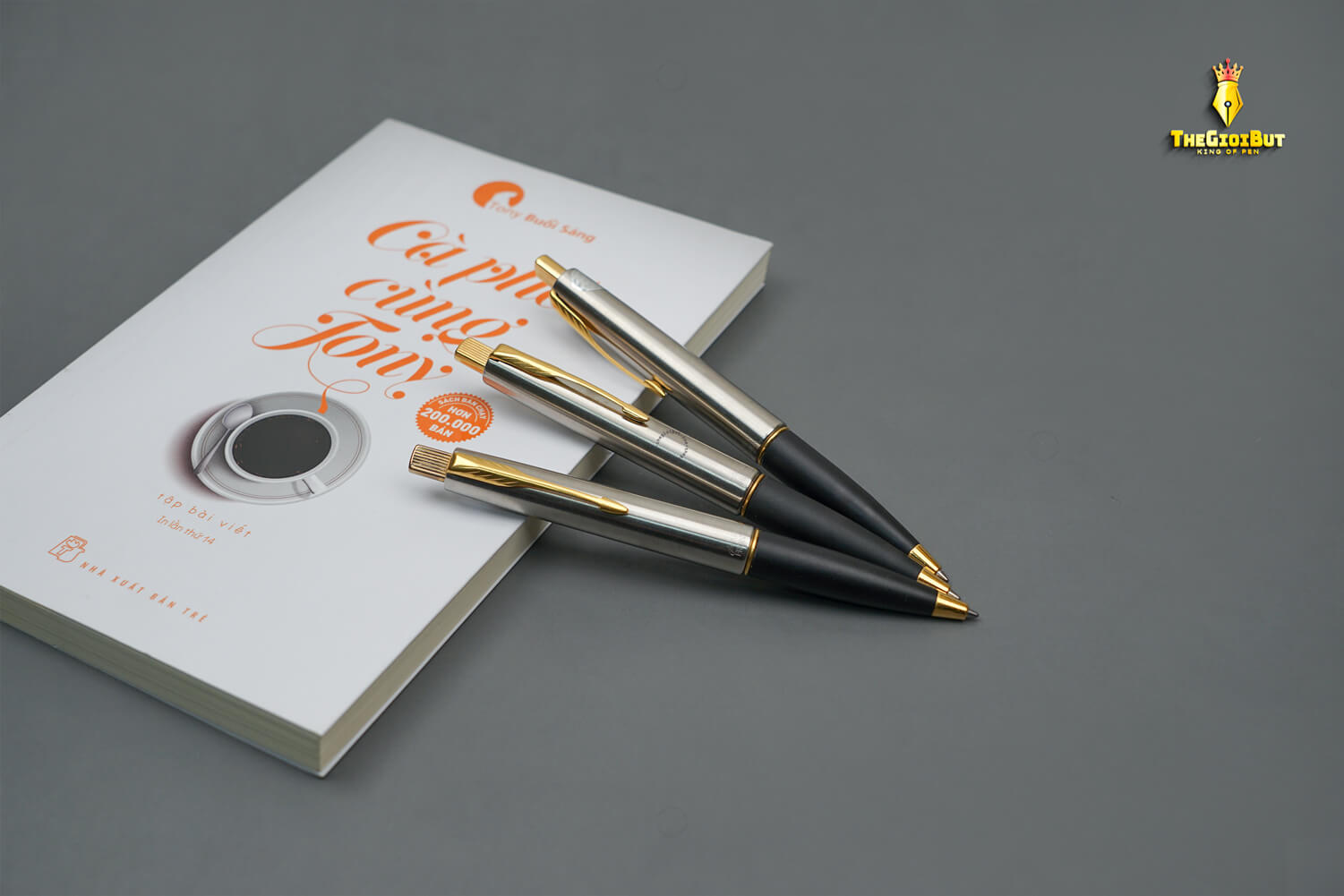 Bút bi Parker giá rẻ Frontier Stainless Steel GT Ballpoint Pen